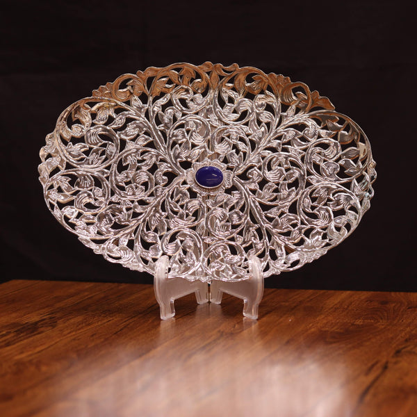 Royal Oval Filigree Platter with Customizable Center Stone